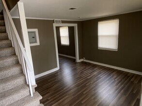 4951 Hillsboro Ave in Charlotte, NC - Building Photo - Building Photo