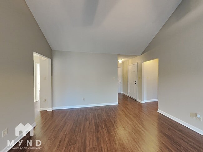 961 Jessica Lauren Cove in Cordova, TN - Building Photo - Building Photo