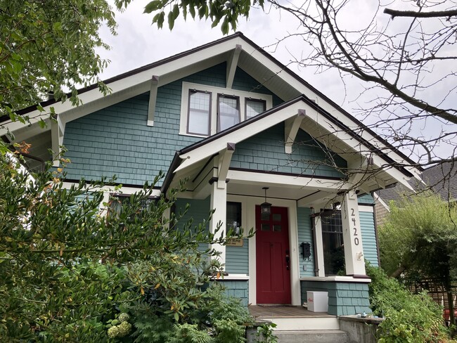 2420 Lafayette St in Bellingham, WA - Building Photo - Building Photo