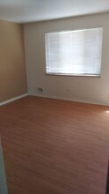 8283 W 16th Pl in Denver, CO - Foto de edificio - Building Photo