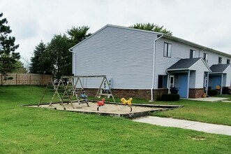 307 Oxford Dr in Greenville, OH - Building Photo - Building Photo