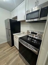 1916 N Floyd Rd in Richardson, TX - Building Photo - Building Photo