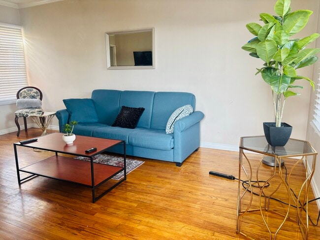 4238 W Slauson Ave, Unit 4238 Slauson