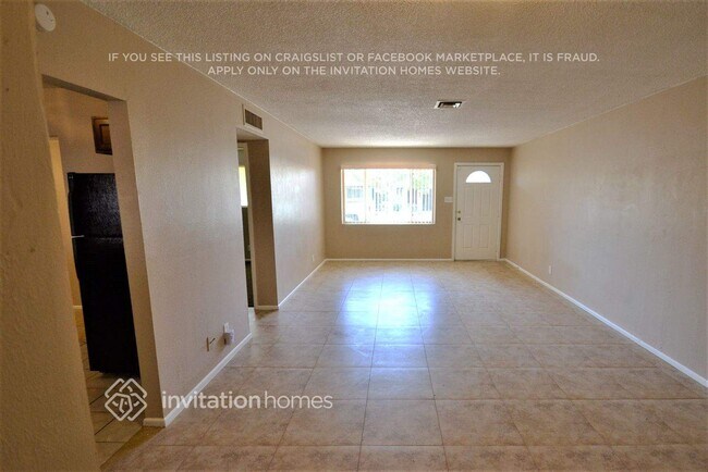 3910 W Loma Ln in Phoenix, AZ - Building Photo - Building Photo
