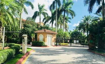4852 N State Rd 7 in Coconut Creek, FL - Building Photo