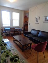 1371 Commonwealth Ave, Unit 3 in Boston, MA - Building Photo