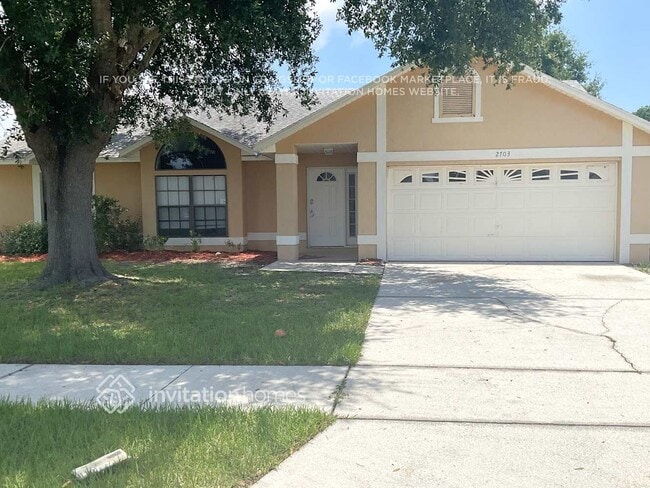property at 2703 Forest View Ln