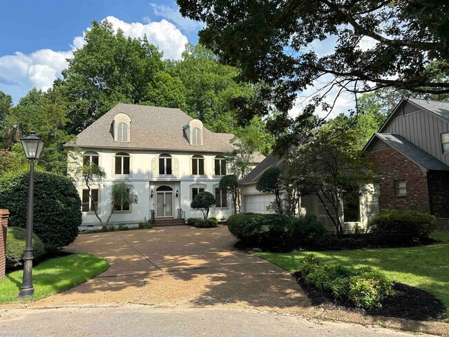 property at 320 River Oaks Rd N