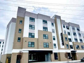 200 Lafayette St, Unit 1 in Paterson, NJ - Building Photo