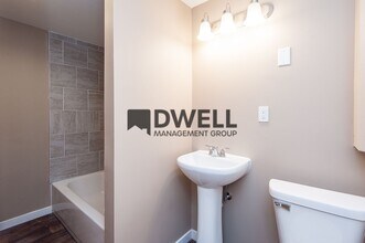 723 E Center St-Unit -2 in Rochester, MN - Building Photo - Building Photo