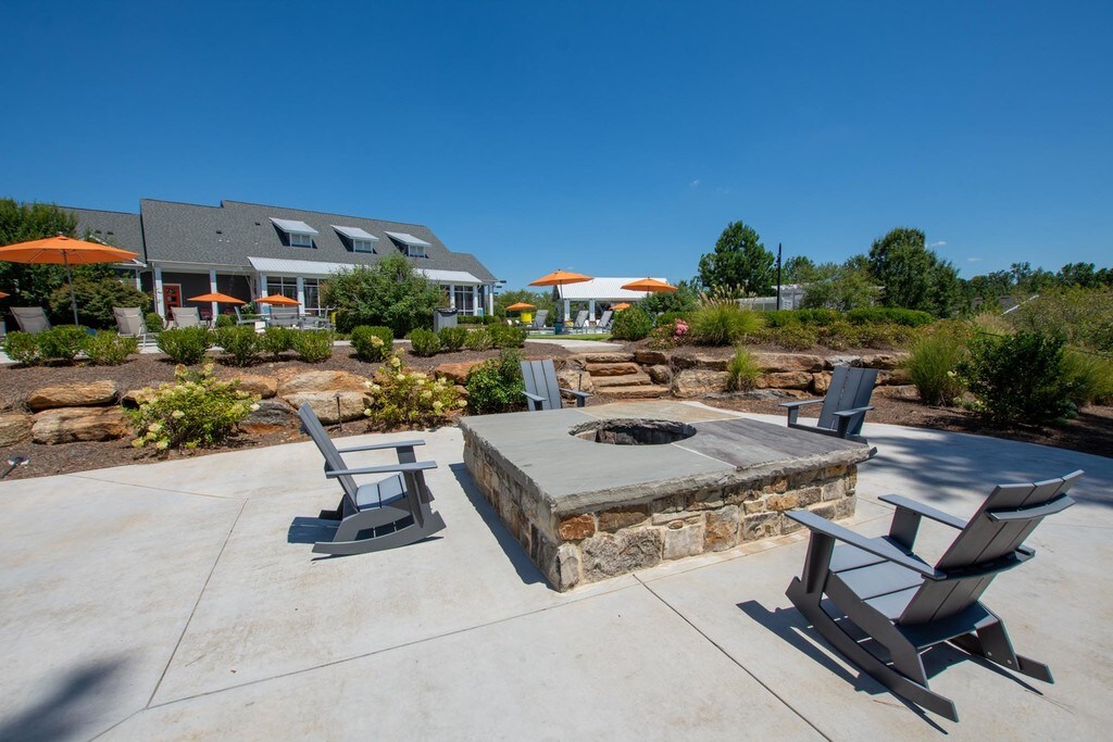 Lullwater Apartments in Columbus, GA