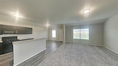 1809 Hannah Ln in Yukon, OK - Building Photo - Building Photo