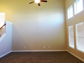 1009 Turtle Dove Ln in Ladson, SC - Foto de edificio - Building Photo