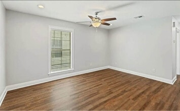 44 Magnolia Rd in Sulphur, LA - Building Photo - Building Photo