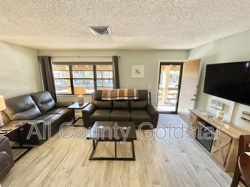 25 Quails Run Blvd in Englewood, FL - Building Photo