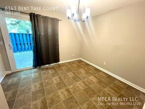 6143 Bent Tree Ct in Charlotte, NC - Building Photo - Building Photo
