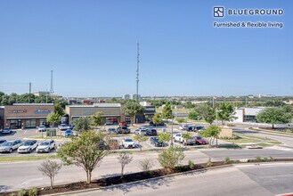 10727 Domain Dr-Unit -FL3-ID16 in Austin, TX - Building Photo - Building Photo