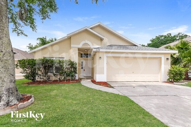 property at 2639 Chatham Cir