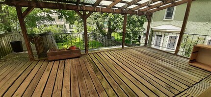 104 Franklin St in Ithaca, NY - Building Photo - Building Photo