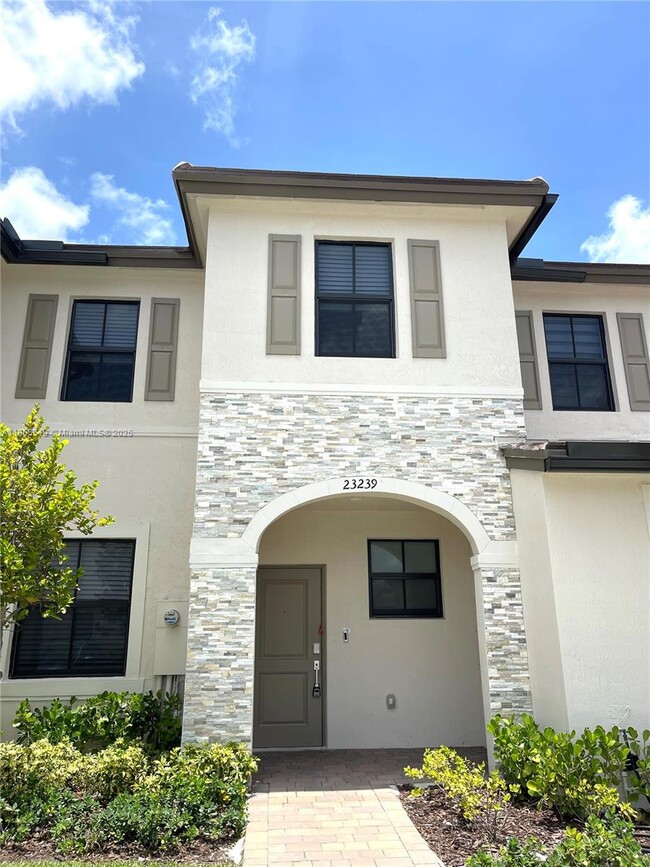 23239 SW 129th Path in Miami, FL - Building Photo - Building Photo