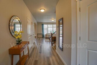 14303 NE 107th St in Vancouver, WA - Building Photo - Building Photo