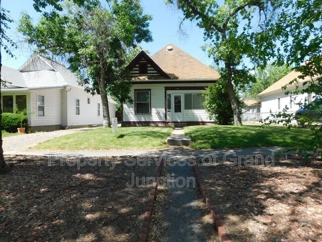 property at 540 Teller Ave