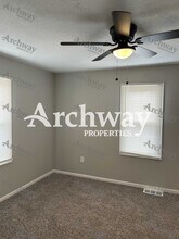8416 Riggs St in Overland Park, KS - Building Photo - Building Photo