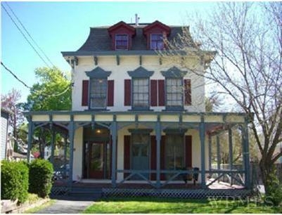 82 E Main St in Port Jervis, NY - Building Photo