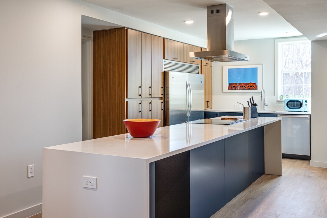 6 BR, 6 BA Co-living Apartment in Washington, DC - Building Photo