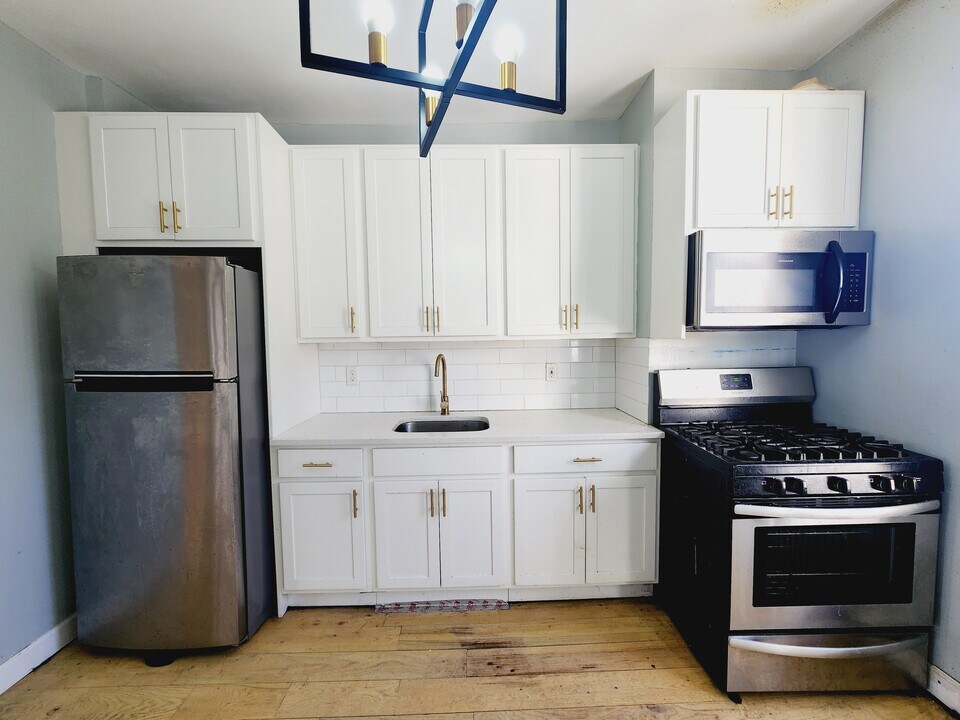 201 Olean Ave in Jersey City, NJ - Building Photo