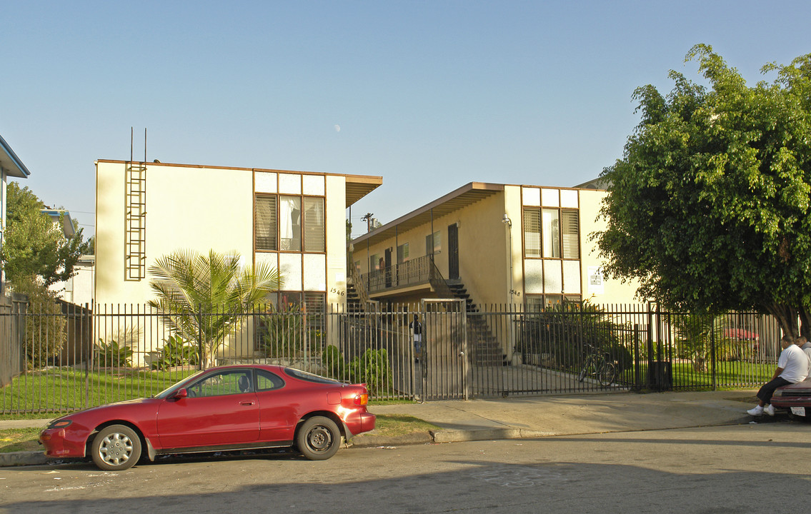 1546 S Gramercy Pl in Los Angeles, CA - Foto de edificio