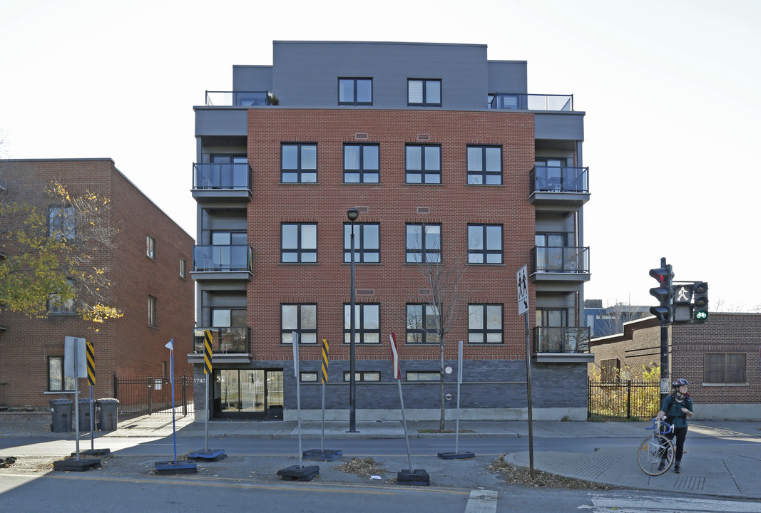 Timbercreek Communities in Montréal, QC - Building Photo