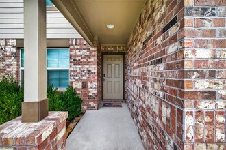 8007 Carillon Way in Rosharon, TX - Building Photo - Building Photo