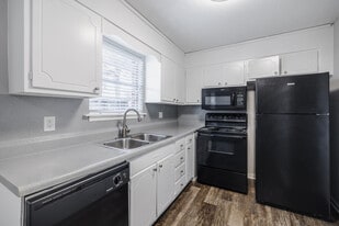 Brandywine Townhomes in Goose Creek, SC - Building Photo