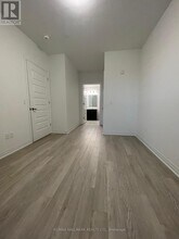 480 Gordon Krantz Ave in Milton, ON - Building Photo - Building Photo