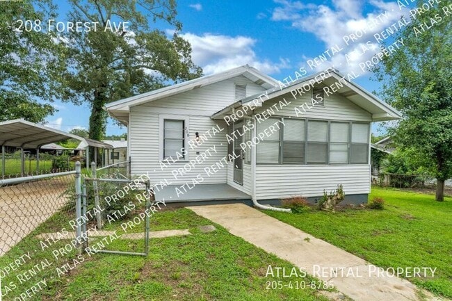 208 Forest Ave in Adamsville, AL - Building Photo - Building Photo
