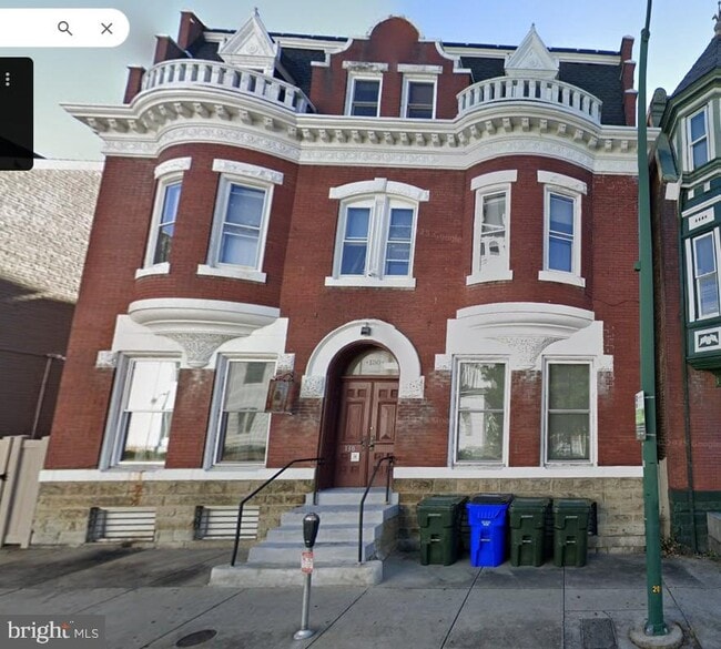 property at 130 S Potomac St