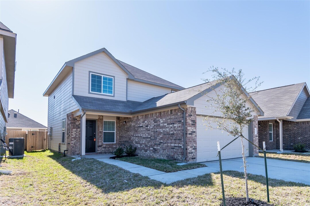 24311 Bella Carolina Ct in Katy, TX - Building Photo
