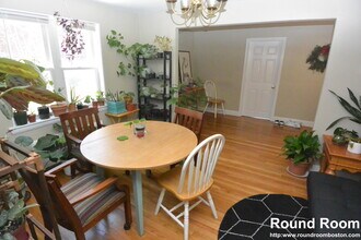 271 Corey Rd, Unit 271 in Boston, MA - Building Photo - Building Photo