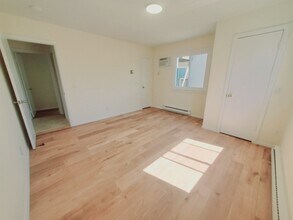 798 Cove Rd, Unit 2 in Stamford, CT - Building Photo - Building Photo