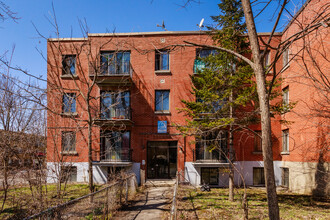 3095 Barclay Av in Montréal, QC - Building Photo - Building Photo