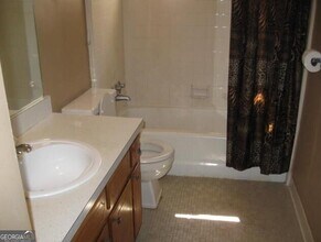 6115 Mincey Rd in Stone Mountain, GA - Building Photo - Building Photo