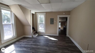 149 S Shaffer St in Springfield, OH - Foto de edificio - Building Photo