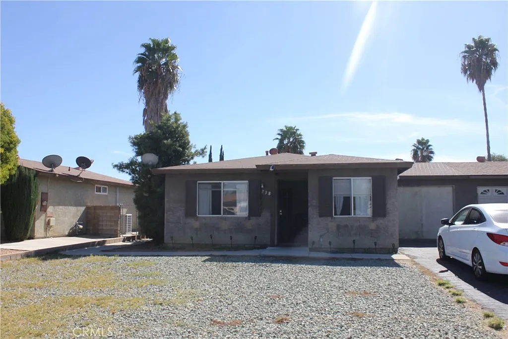 2385 San Pedro Ave in Hemet, CA - Building Photo