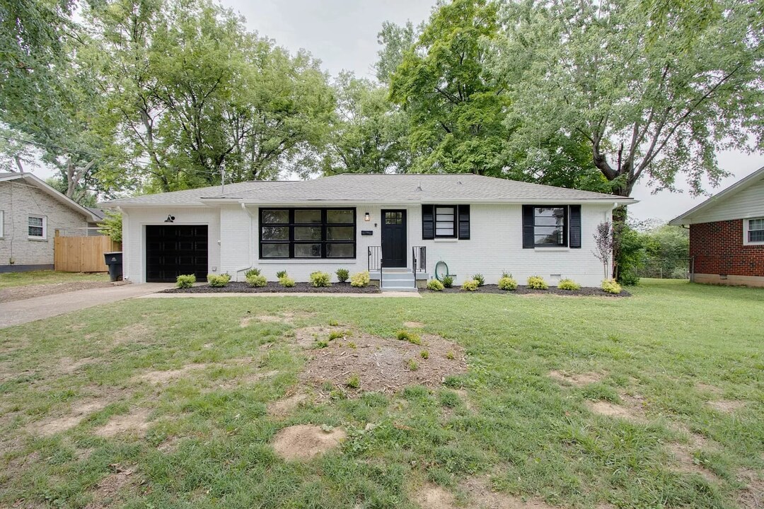 753 Winthorne Dr in Nashville, TN - Building Photo