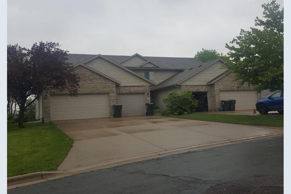 3122 Selkirk Dr, Unit 3 in Sun Prairie, WI - Building Photo