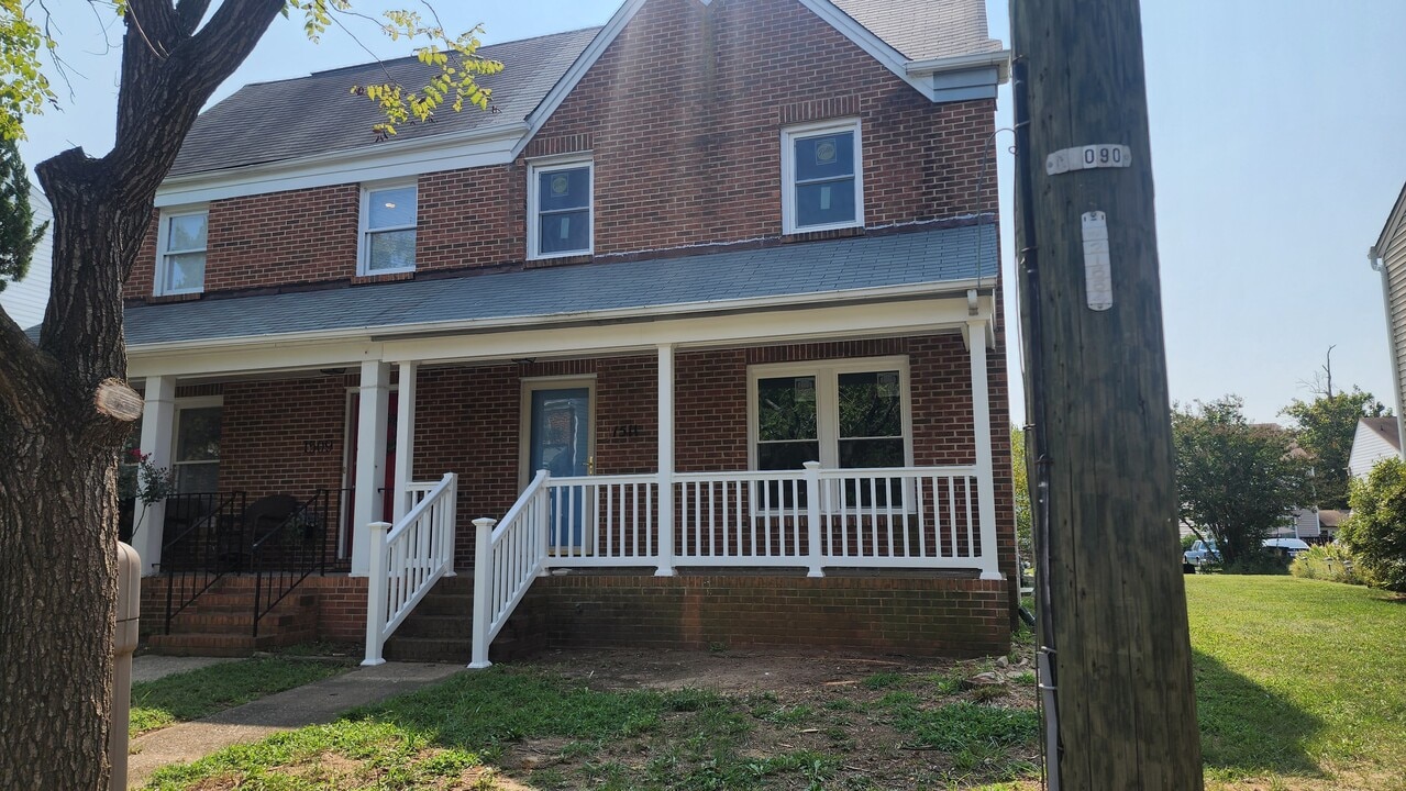 1511 Lakeview Ave in Richmond, VA - Building Photo