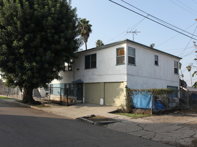 447 W 111th St in Los Angeles, CA - Building Photo - Building Photo