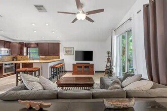 14991 Harriet Ave in Jupiter, FL - Building Photo - Building Photo