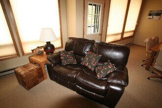 641 Sunburst Dr in Big Sky, MT - Foto de edificio - Building Photo